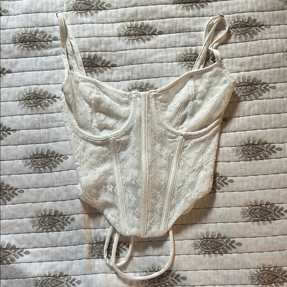Elegant Lace Bustier - White